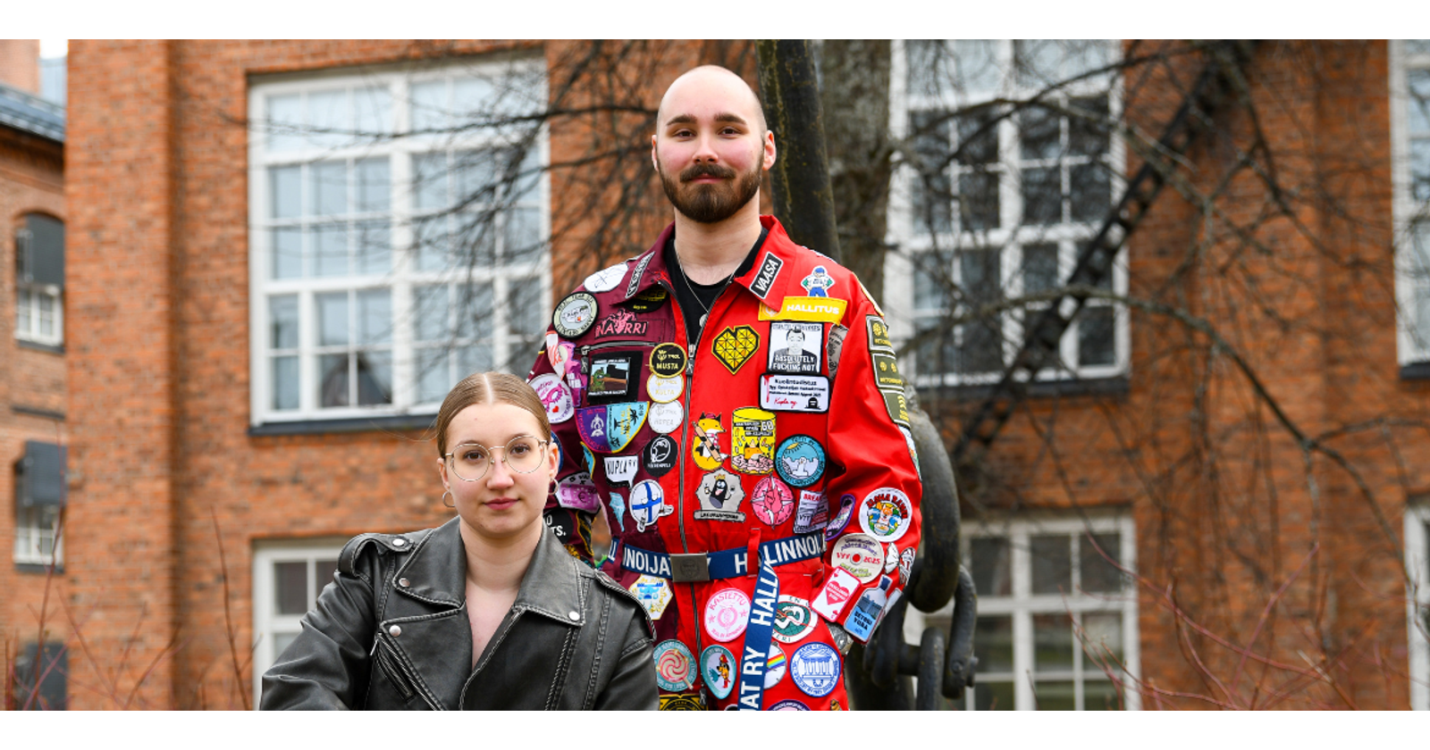 Valokuva Heidi Elersist&auml; ja Teemu Kuoppam&auml;est&auml; opiskelijahaalareissa.